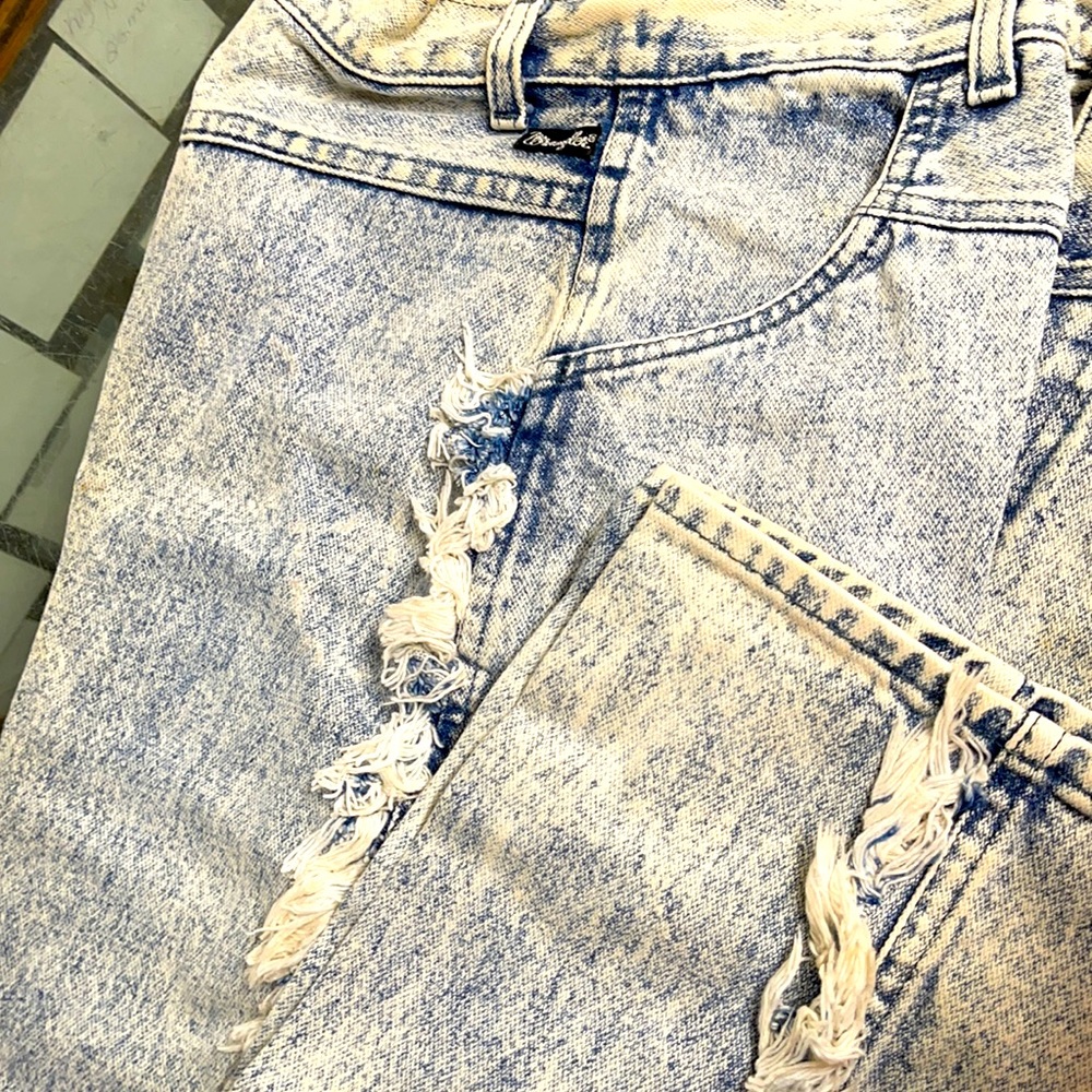 Wrangler acid washed size 13/14x32 100%cotton